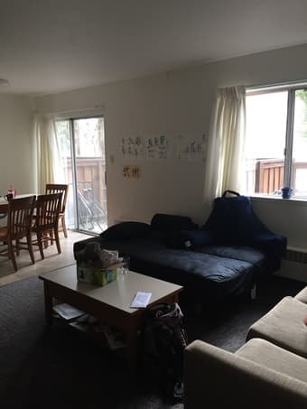 Summer sublet: 1 bedroom in 3-bedroom apartment on-campus (EV) 3