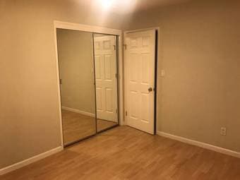 Bedroom & private bathroom in modern 3 bed house with 1 other occupant 3