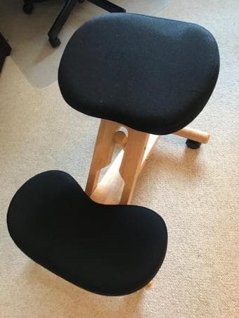 Ergonomic Kneeling Chair in Fabric Black-in Great Condition! 1