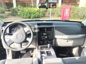 2008 Jeep Liberty $4500 ono 3