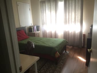 Room for sublet May 1- June 1 near Embarcadero and Alma 2