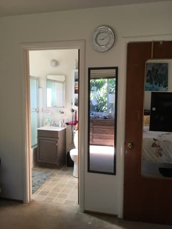 Master Bedroom w/Ensuite Bath near Downtown Menlo Park 3