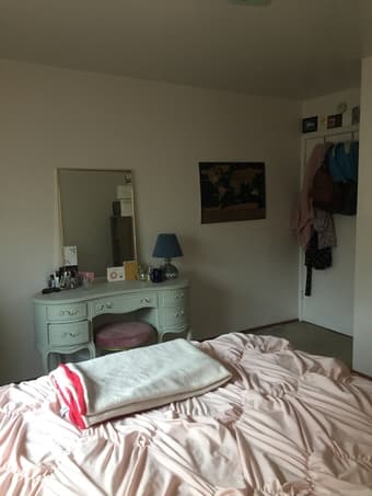 Room for Rent near Downtown Menlo Park 3