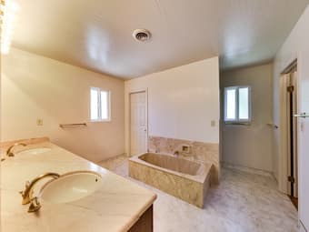 Enjoy the Wonders of Alexandria - Share a Master Bedroom in Palo Alto 3