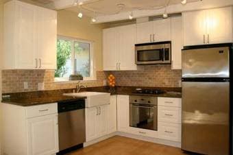 Summer in lovely Upper College Terrace executive SFH 1
