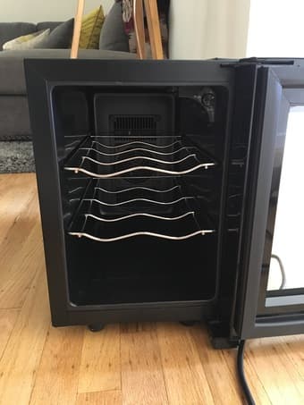 Wine fridge (6 bottles) 1