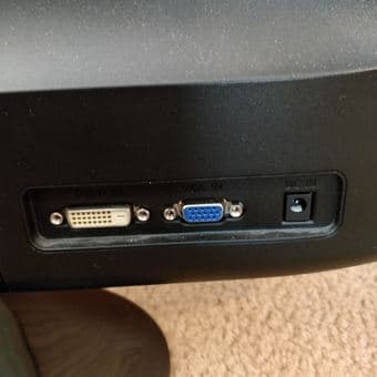 21.5" monitor, VGA input 2