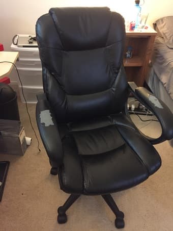 Black leather office chair 1