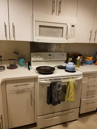 Air-Conditioned On-Campus Furnished Sublet 1BR-BA 3