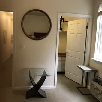 Clean, quiet, spacious room available in Mountain View 3