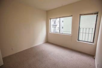 1 room in a 3BR/2BA Inner Richmond/Laurel Heights apartment (May 31) 2