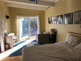Room in Bright & Easygoing Palo Alto House 1