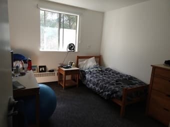 Room for Sublet - Escondido Village (June 16 - July 20) 1