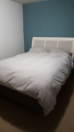 Bed and mattress - Queen size 1