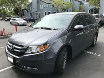 Honda EXL minivan 2016 1