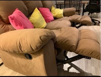 Two Seat Recliner Sofa 3