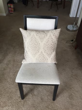 Chair (Black and Cream)+Chair Pad (Palo Alto) 1