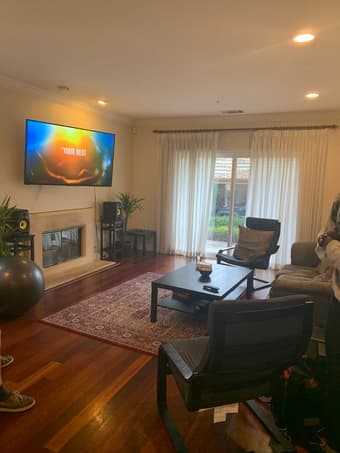 Furnished 1 BR in 4 BR updated home (6/23 - 9/19) 4