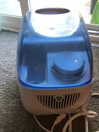 Vicks Humidifier 1