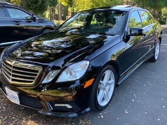 2011 Mercedes-Benz E-350 1