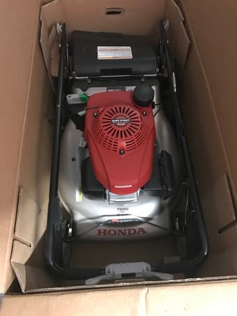 99% New Honda Lawn Mowers-moving sale 1