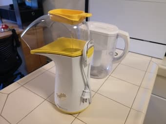 Presto 04820 PopLite Hot Air Popper Popcorn Machine 2
