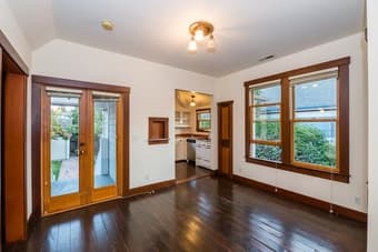 Great location - room for rent in East Palo Alto 1