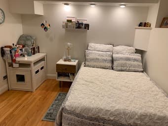 1 Bedroom in Spacious Downtown Palo Alto Unit (Available August 20) 3
