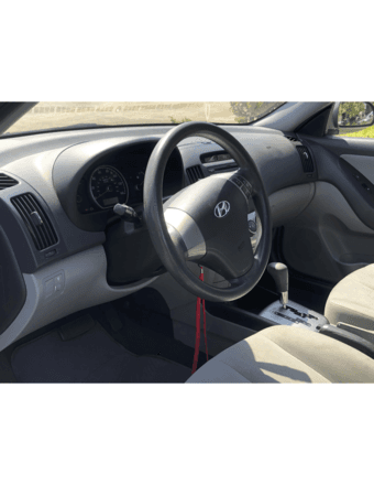 2010 Hyundai Elantra (Very Good Condition!) For Sale 3