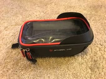 Bike phone holder, waterproof, like new 2