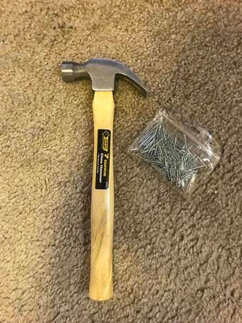 Hammer and nails, like new 1