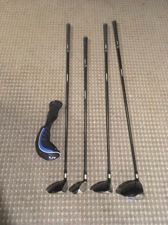 4 gold clubs 2
