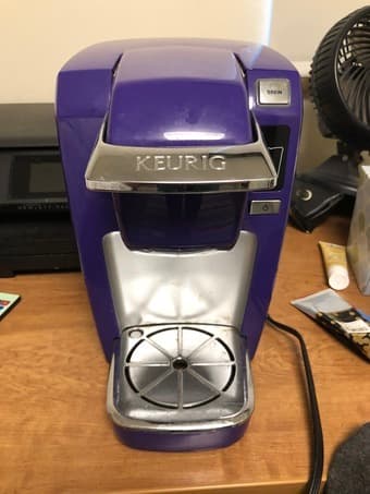 PURPLE KEURIG K15 COFFEE MAKER and tea k-cups included 1