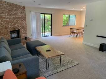 One room in 2 br / 2.5 bath townhouse near Downtown Menlo Park 3