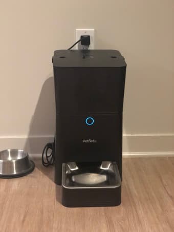 PetNet automatic feeder, 1y old 1