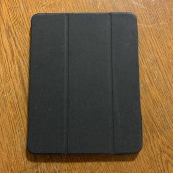 IPad Pro 11" 64GB W/Folio & Apple Pencil 2 3