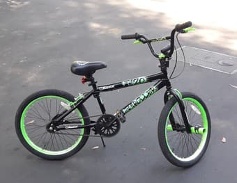 BMX Razor 20" Used + Lights & Lock 1