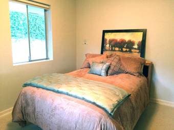 Room in House for Rent (Portola Valley) Easy Commute, Tranquil 2
