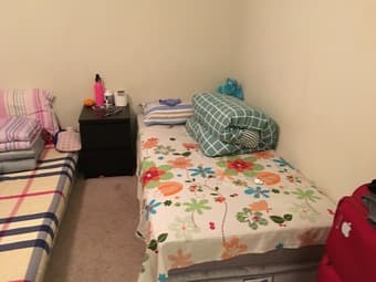 menlo park,15min to Stanford, furnished  room(share bathroom),8/25/201 1