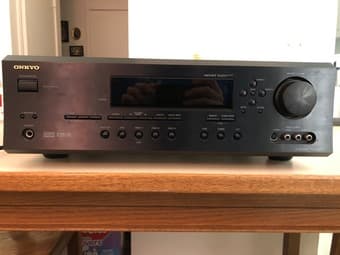 Onkyo TX-SR502 receiver 1