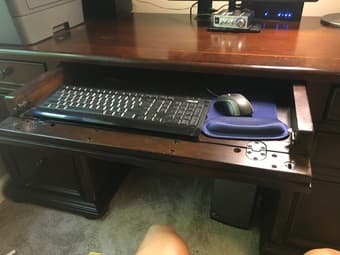 Hardwood office desk from Harvertys + bonus office chair 3