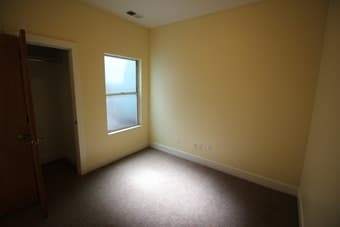 1 bedroom available in a 3br/2ba Silver Terrace/Bayview 1