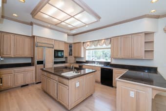 Big Los Altos with great people - room for rent 3