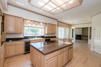 Big Los Altos with great people - room for rent 2
