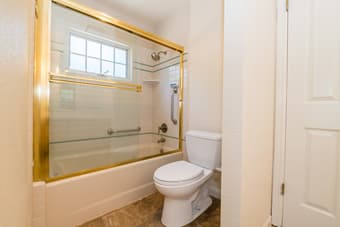 Big Los Altos with great people - room for rent 3