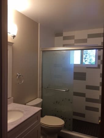 Large room in renovated 2b/1ba apartment in Mountain View 1