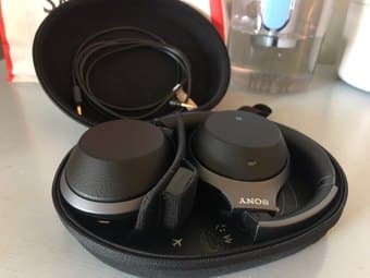 Sony WH-1000XM2 2