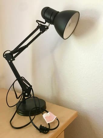 Black desk lamp 1