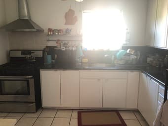 Roommate wanted, 2br, 1 bath near downtown Menlo Park 2