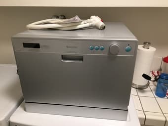Edgestar DWP61ES Countertop Dishwasher 1